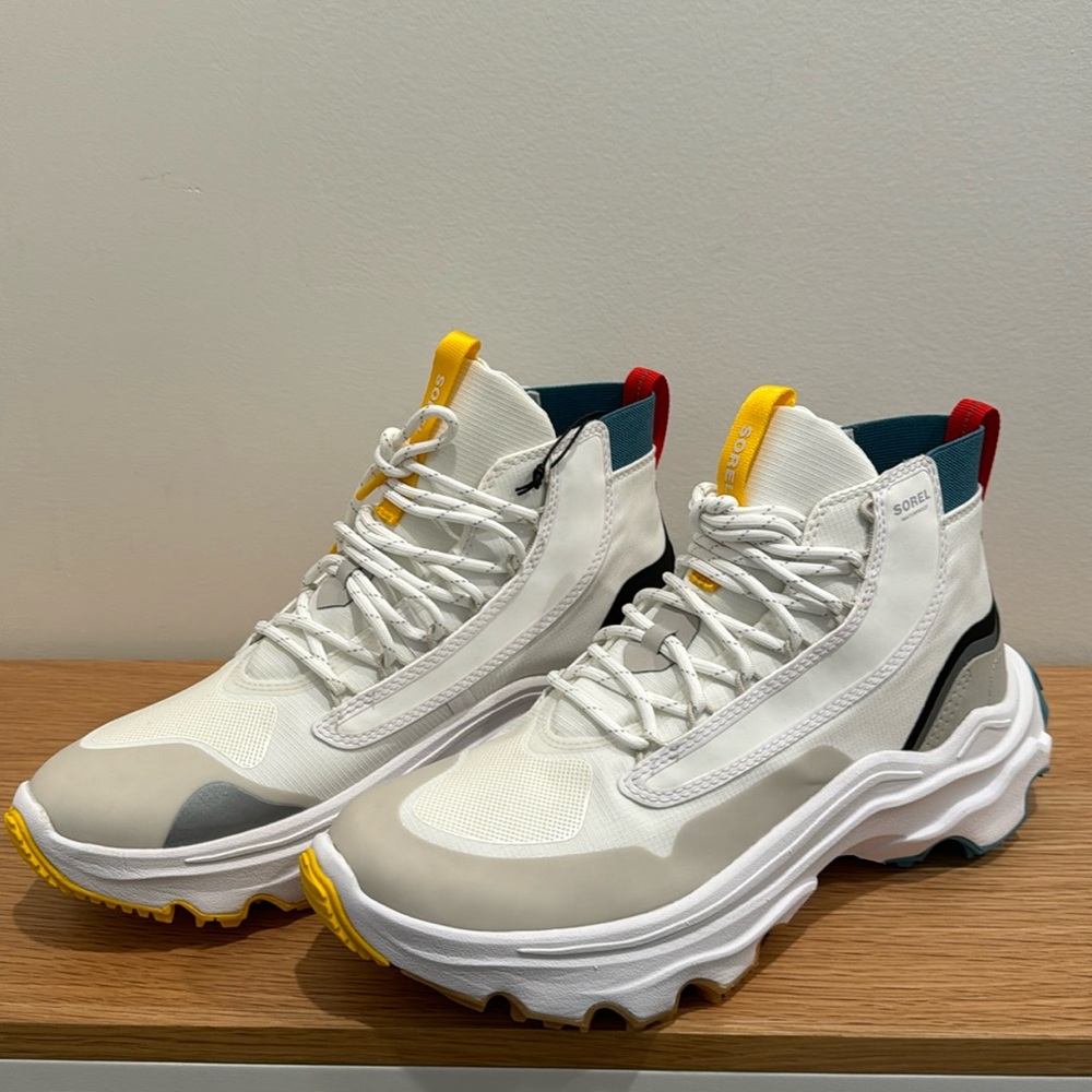 Sorel Kinetic Breakthrough Venture Mid Wip, wmn size 9.5, white+multicolor, nwb